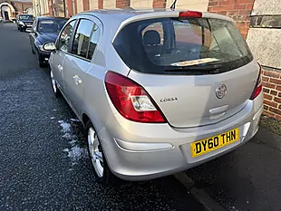 Used 2010 Vauxhall Corsa Se Silver - Interior and Exterior details 4