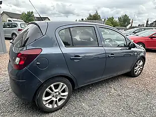 Used 2010 Vauxhall Corsa Sxi Blue - Interior and Exterior details 14