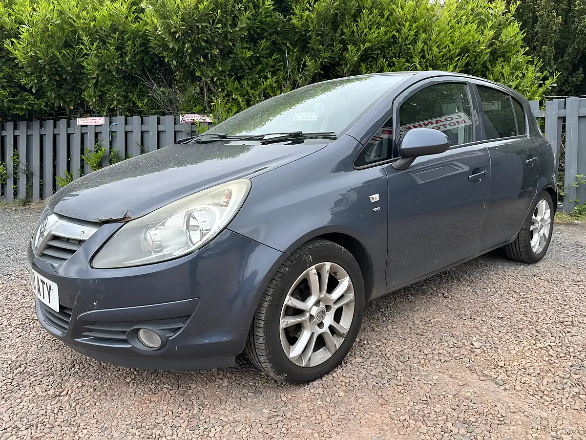 Used 2010 Vauxhall Corsa Sxi Blue - Interior and Exterior details 5