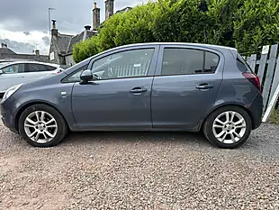 Used 2010 Vauxhall Corsa Sxi Blue - Interior and Exterior details 8