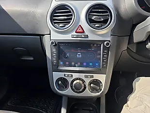 Used 2010 Vauxhall Corsa Sxi Silver - Interior and Exterior details 15