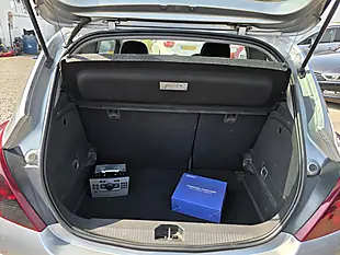 Used 2010 Vauxhall Corsa Sxi Silver - Interior and Exterior details 20