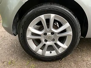 Used 2010 Vauxhall Corsa Sxi Silver - Interior and Exterior details 10