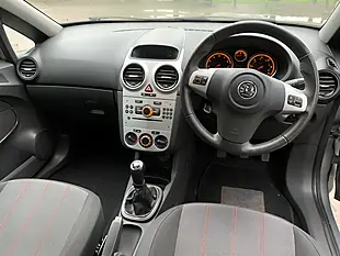 Used 2010 Vauxhall Corsa Sxi Silver - Interior and Exterior details 15