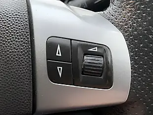 Used 2010 Vauxhall Corsa Sxi Silver - Interior and Exterior details 19