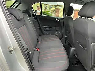Used 2010 Vauxhall Corsa Sxi Silver - Interior and Exterior details 12
