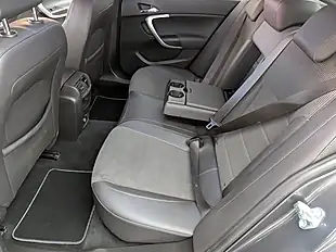 Used 2010 Vauxhall Insignia Se Nav Grey - Interior and Exterior details 15