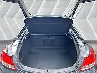 Used 2010 Vauxhall Insignia Sri Black - Interior and Exterior details 17
