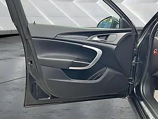 Used 2010 Vauxhall Insignia Sri Black - Interior and Exterior details 19