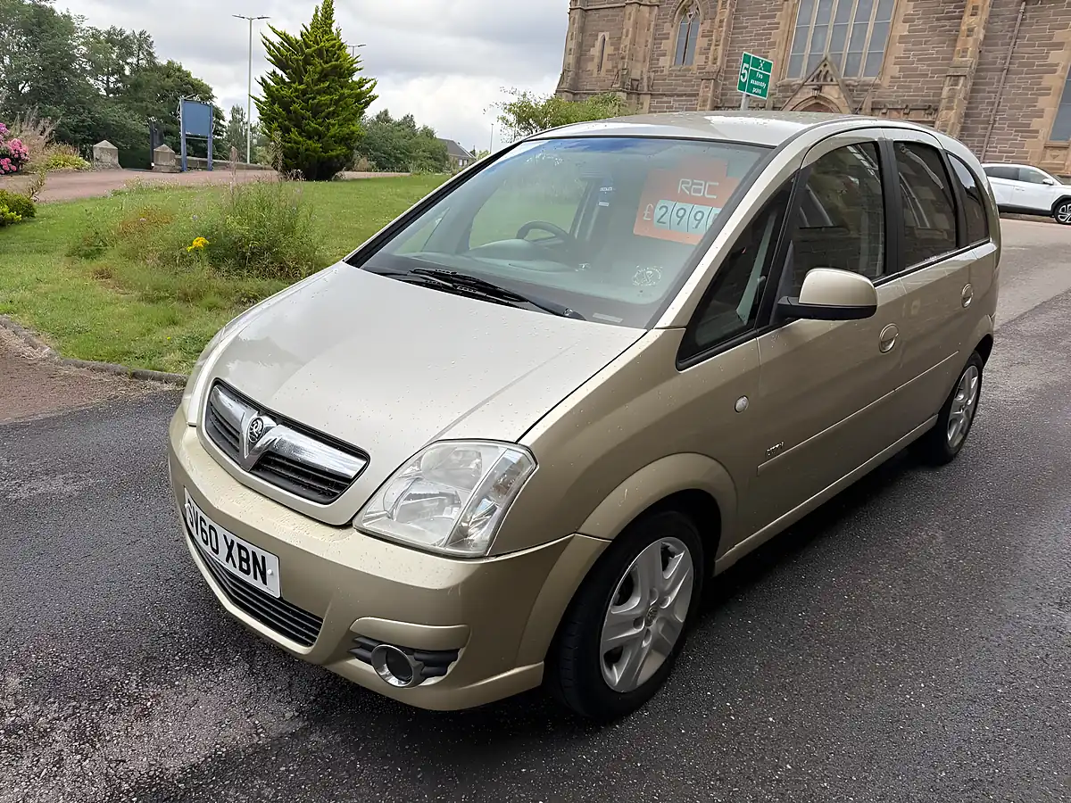 Used 2010 Vauxhall Meriva Design Easytronic Gold - Interior and Exterior details 2