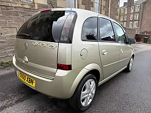 Used 2010 Vauxhall Meriva Design Easytronic Gold - Interior and Exterior details 4