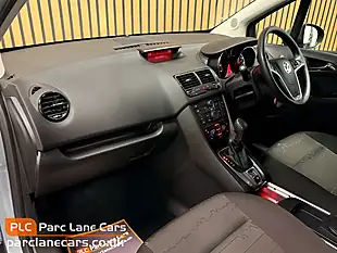 Used 2010 Vauxhall Meriva Exclusiv Silver - Interior and Exterior details 16
