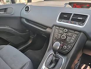 Used 2010 Vauxhall Meriva Se Silver - Interior and Exterior details 18