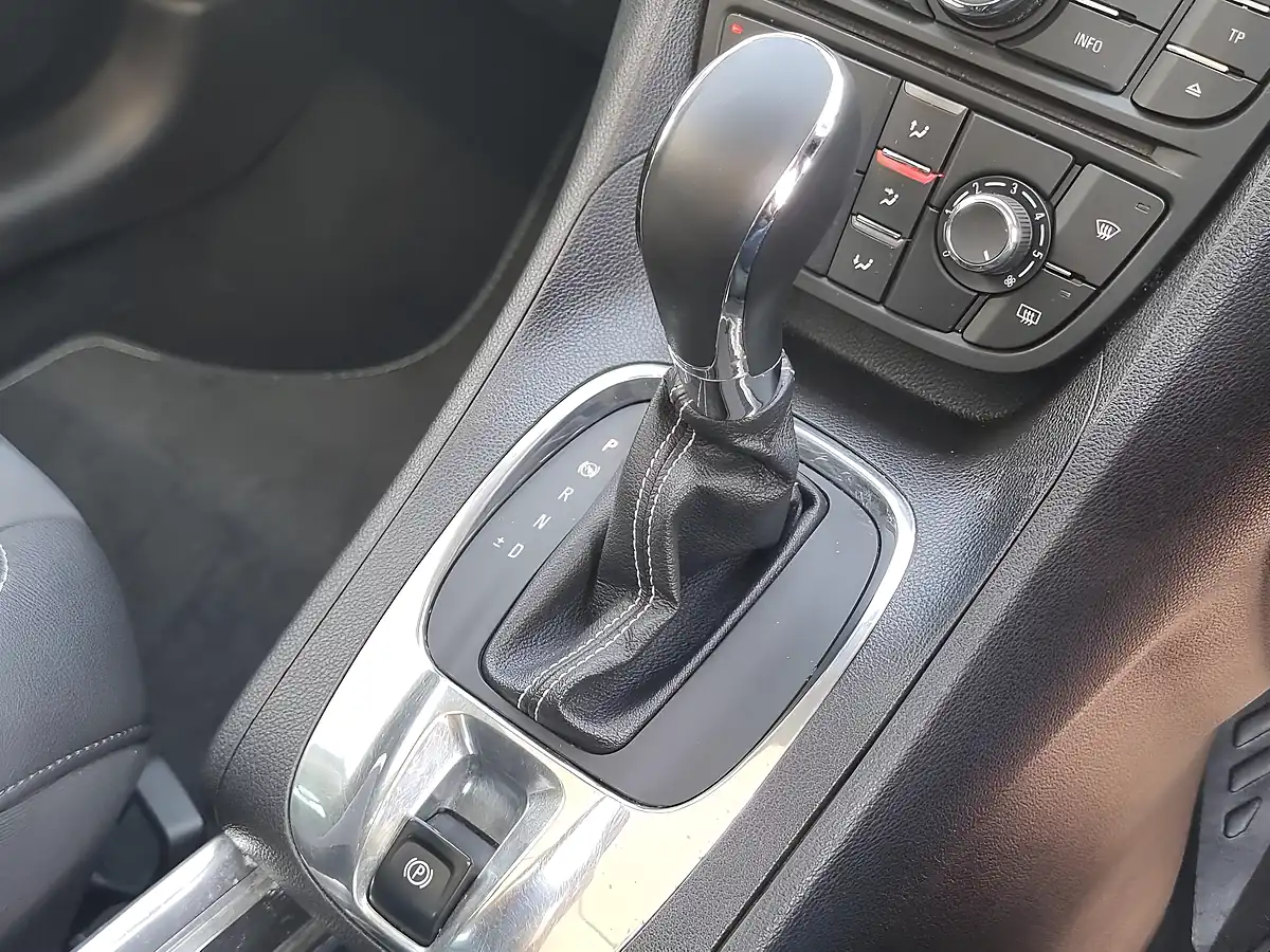 Used 2010 Vauxhall Meriva Se Silver - Interior and Exterior details 19