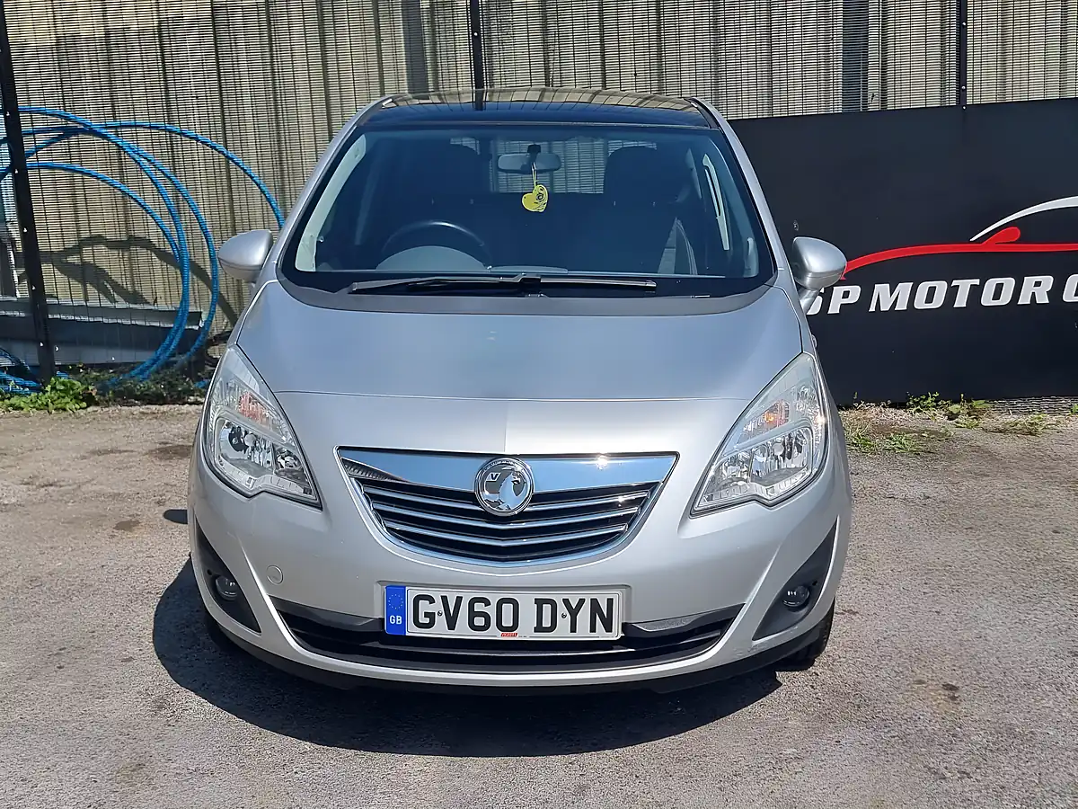 Used 2010 Vauxhall Meriva Se Silver - Interior and Exterior details 2