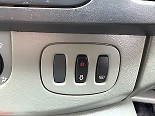 Used 2010 Vauxhall Vivaro Panel Van L1 Blue - Interior and Exterior details 16