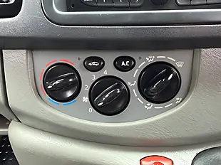 Used 2010 Vauxhall Vivaro Panel Van L1 Blue - Interior and Exterior details 18
