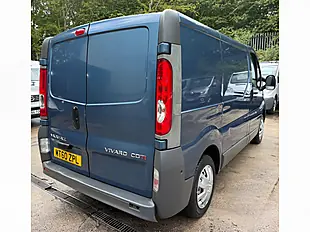 Used 2010 Vauxhall Vivaro Panel Van L1 Blue - Interior and Exterior details 7