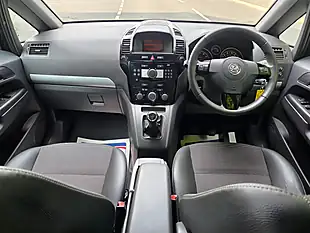 Used 2010 Vauxhall Zafira Design Black - Interior and Exterior details 12