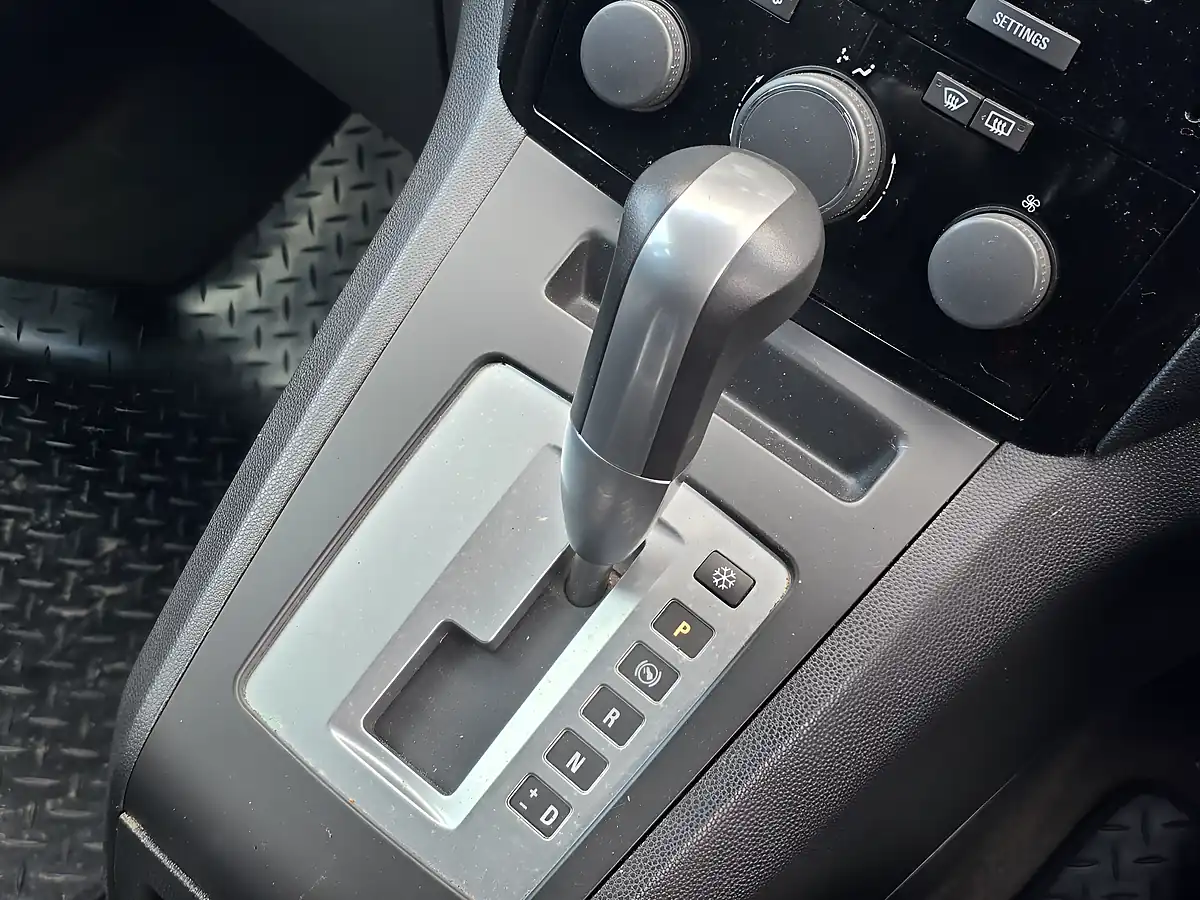 Used 2010 Vauxhall Zafira Elite Silver - Interior and Exterior details 12