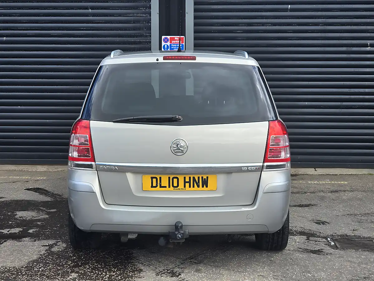 Used 2010 Vauxhall Zafira Elite Silver - Interior and Exterior details 14