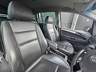 Used 2010 Vauxhall Zafira Elite Silver - Interior and Exterior details 4