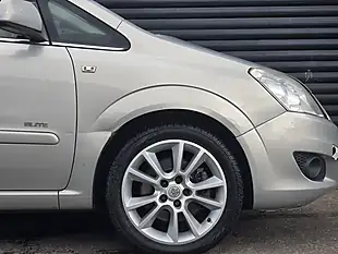 Used 2010 Vauxhall Zafira Elite Silver - Interior and Exterior details 7
