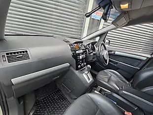 Used 2010 Vauxhall Zafira Elite Silver - Interior and Exterior details 9