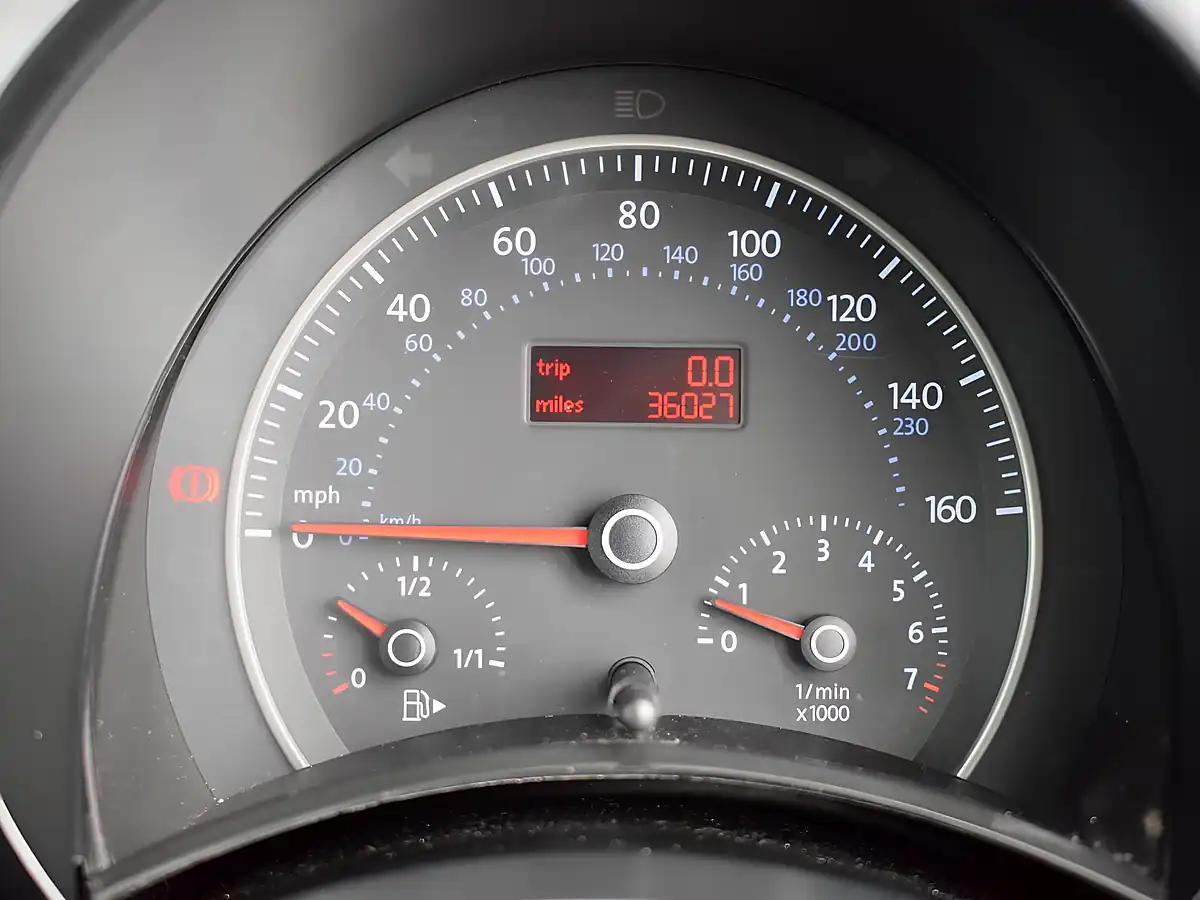 Used 2010 Volkswagen Beetle Cabriolet Blue - Interior and Exterior details 15