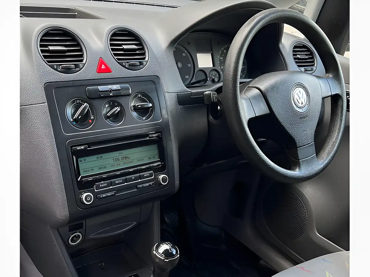 Used 2010 Volkswagen Caddy C20 L1 Standard Roof Blue - Interior and Exterior details 19