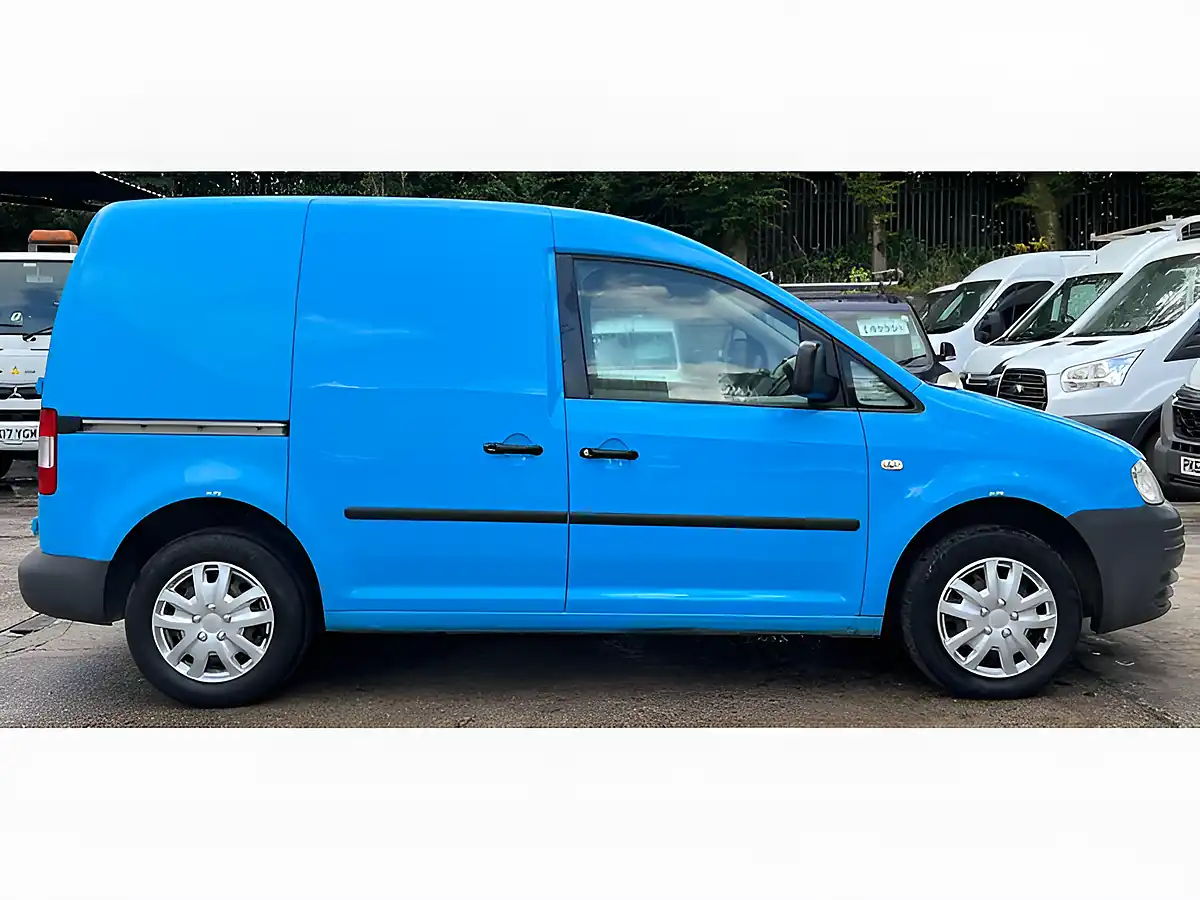Used 2010 Volkswagen Caddy C20 L1 Standard Roof Blue - Interior and Exterior details 6