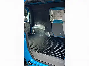 Used 2010 Volkswagen Caddy C20 L1 Standard Roof Blue - Interior and Exterior details 8