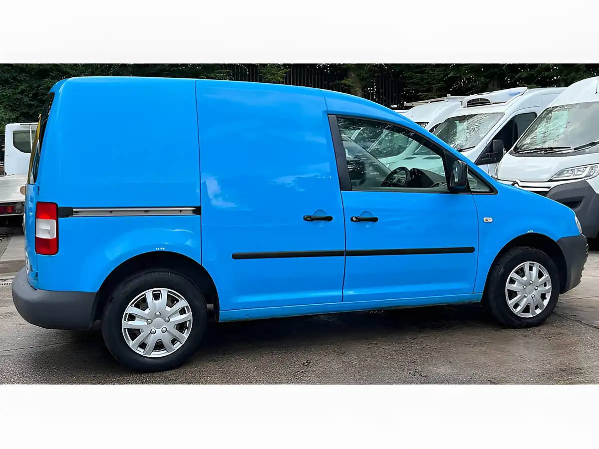 Used 2010 Volkswagen Caddy C20 L1 Standard Roof Blue - Interior and Exterior details 9