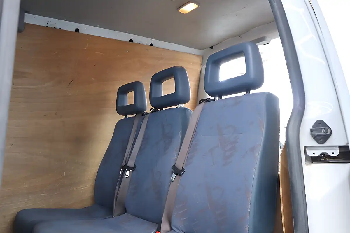 Used 2010 Volkswagen Caddy C20 Panel Van White - Interior and Exterior details 13