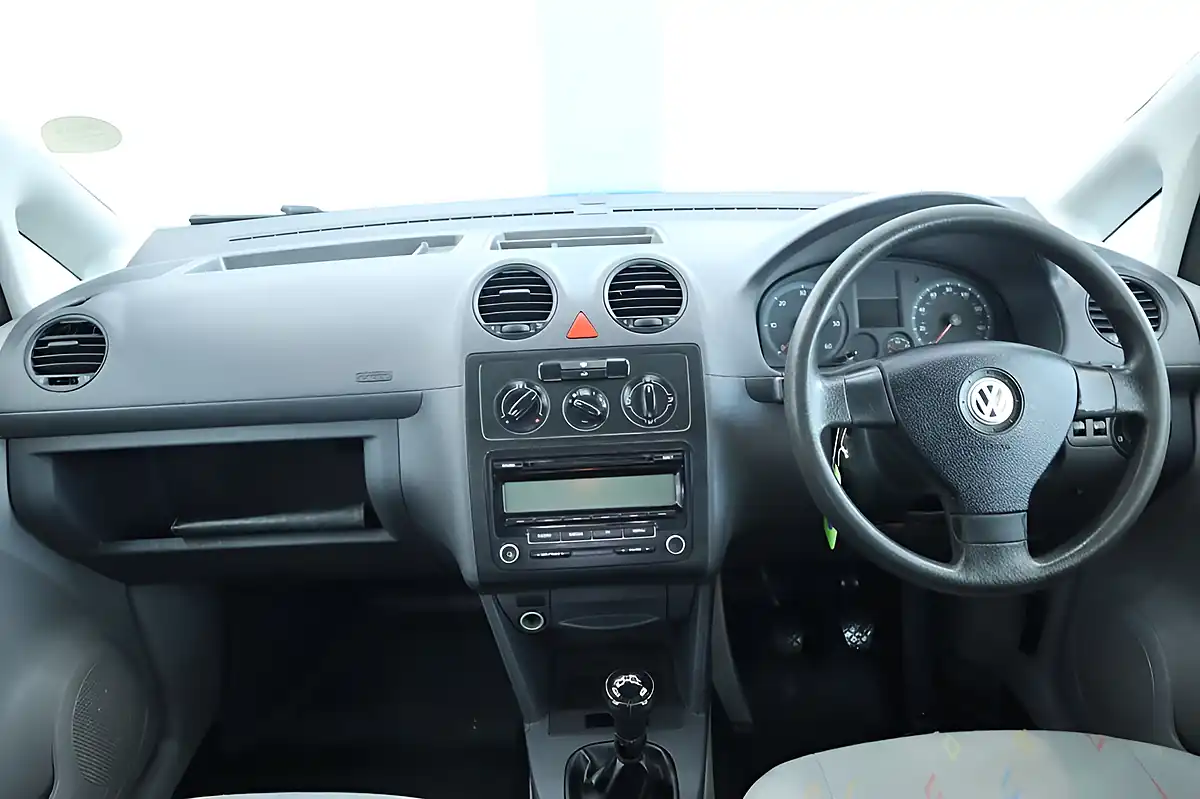 Used 2010 Volkswagen Caddy C20 Panel Van White - Interior and Exterior details 16