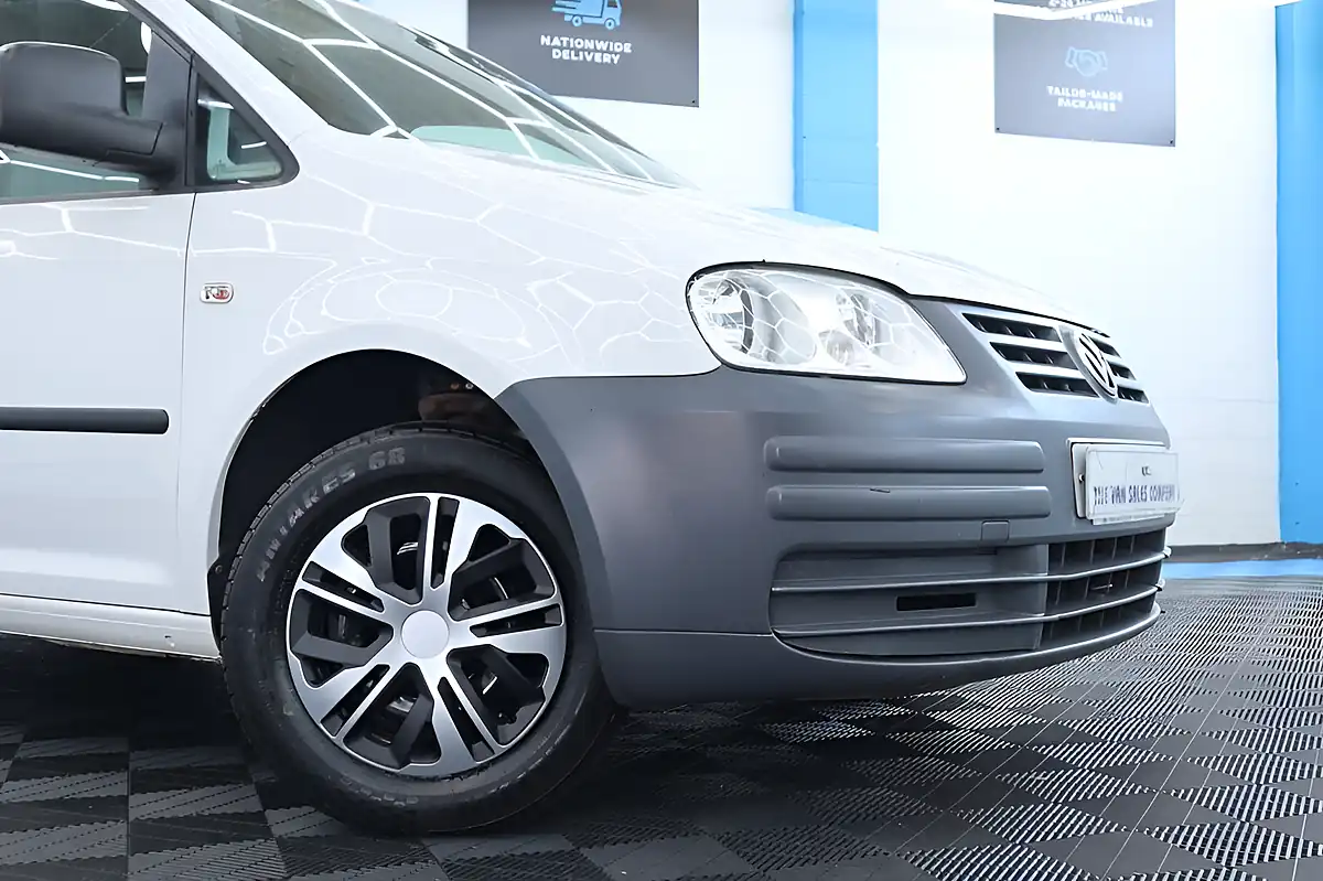 Used 2010 Volkswagen Caddy C20 Panel Van White - Interior and Exterior details 3
