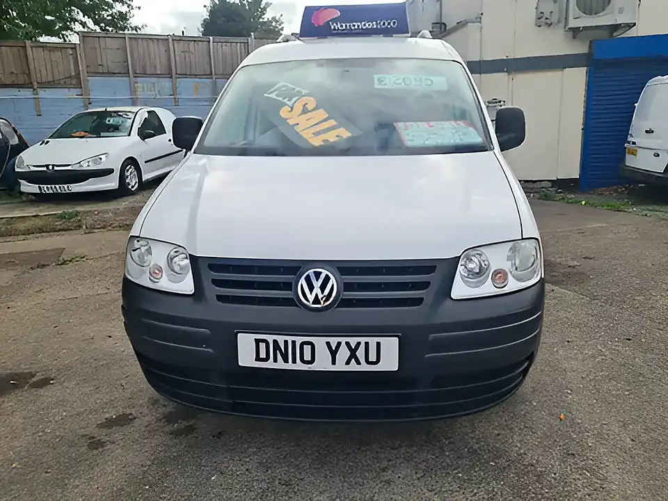 Used 2010 Volkswagen Caddy - Interior and Exterior details 11