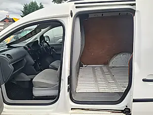 Used 2010 Volkswagen Caddy - Interior and Exterior details 16