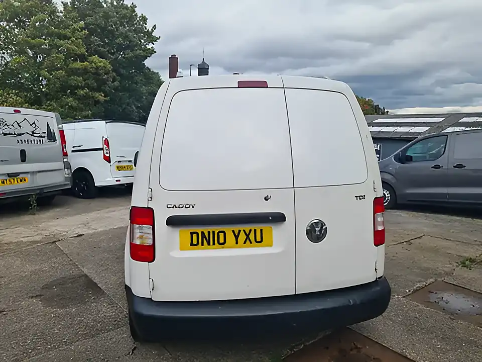 Used 2010 Volkswagen Caddy - Interior and Exterior details 5