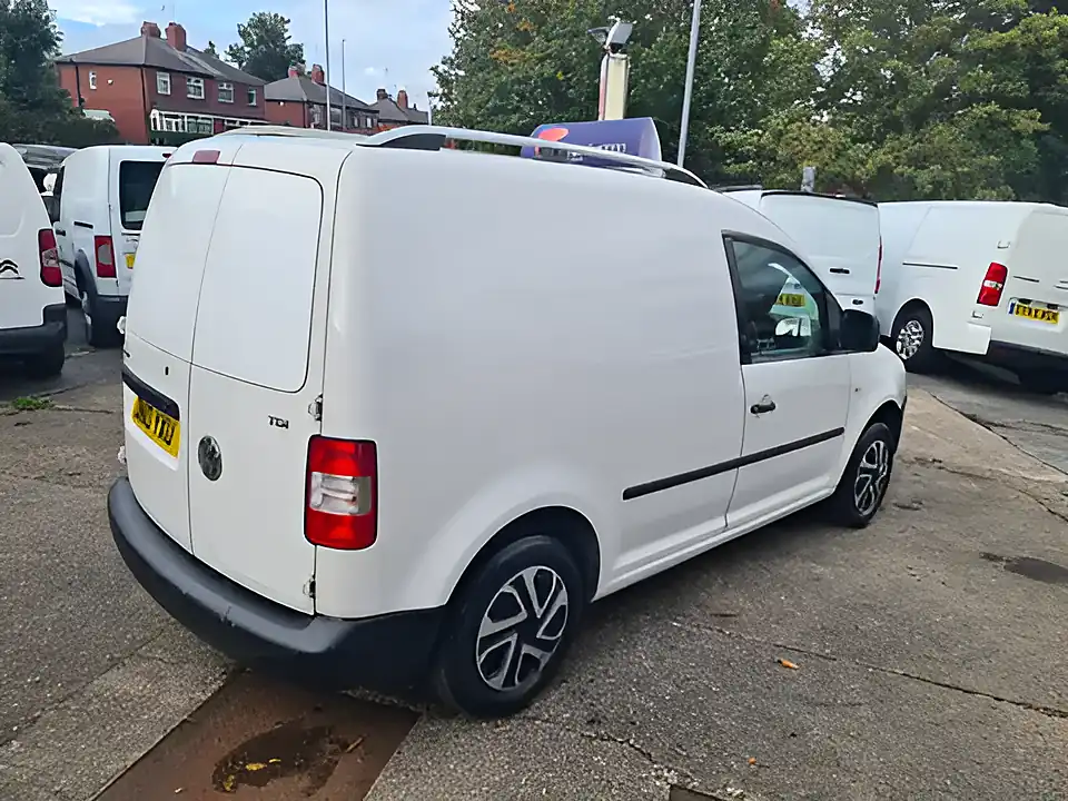 Used 2010 Volkswagen Caddy - Interior and Exterior details 6