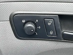 Used 2010 Volkswagen Caddy Maxi Maxi Blue - Interior and Exterior details 10