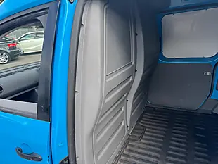Used 2010 Volkswagen Caddy Maxi Maxi Blue - Interior and Exterior details 13