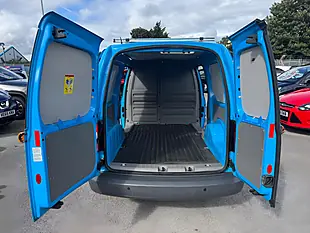 Used 2010 Volkswagen Caddy Maxi Maxi Blue - Interior and Exterior details 14