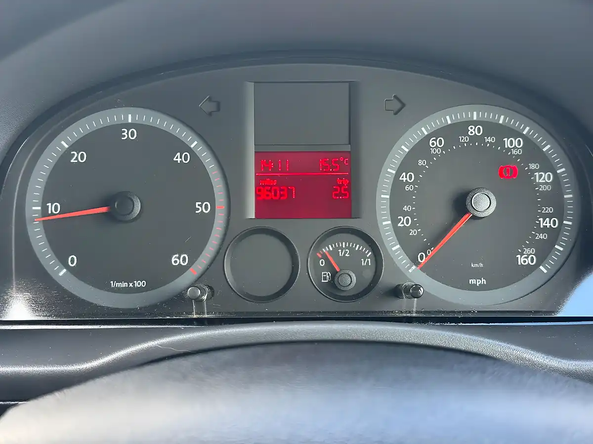 Used 2010 Volkswagen Caddy Maxi Maxi Blue - Interior and Exterior details 16
