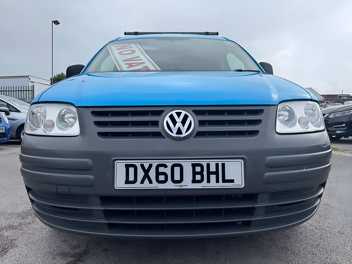 Used 2010 Volkswagen Caddy Maxi Maxi Blue - Interior and Exterior details 5
