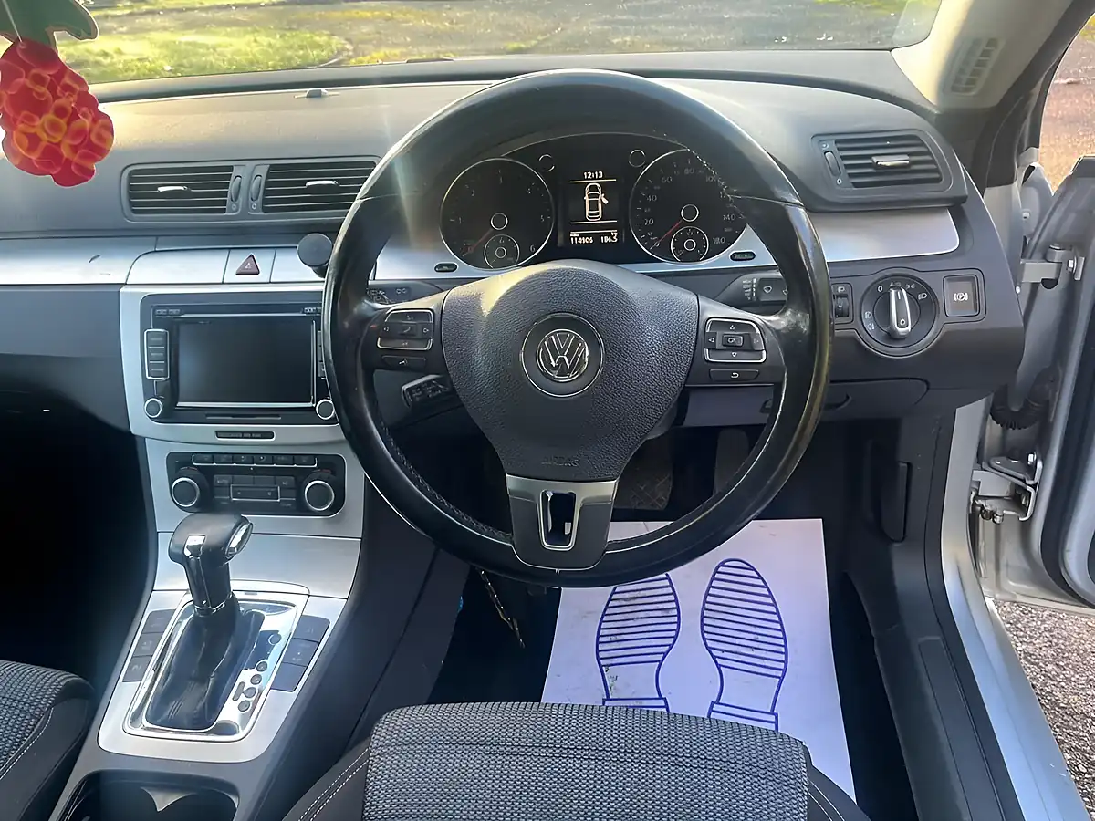Used 2010 Volkswagen Cc GT Silver - Interior and Exterior details 12