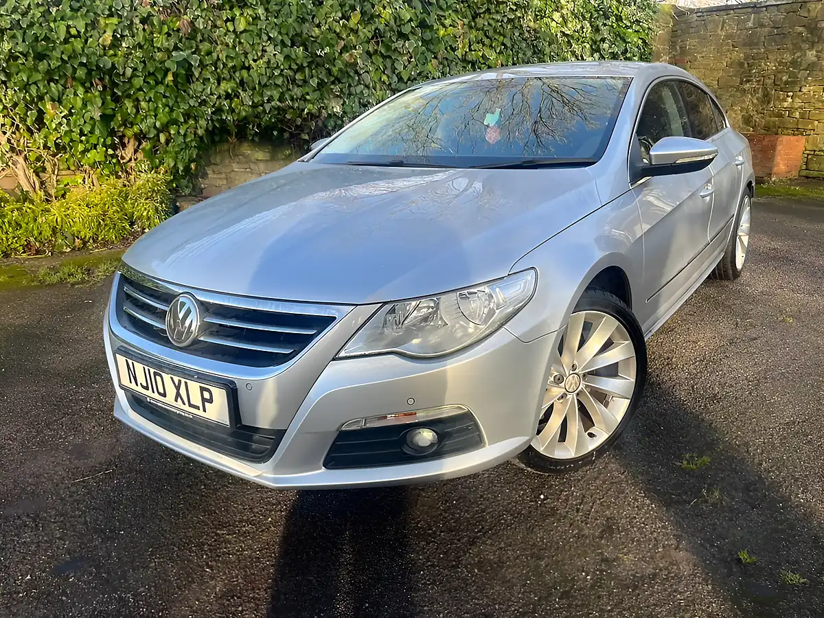 Used 2010 Volkswagen Cc GT Silver - Interior and Exterior details 16