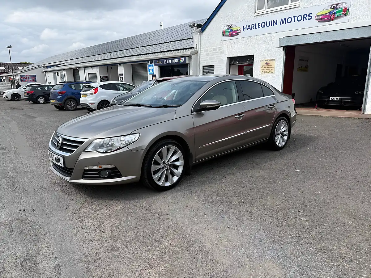 Used 2010 Volkswagen Cc Top Spec Brown - Front View