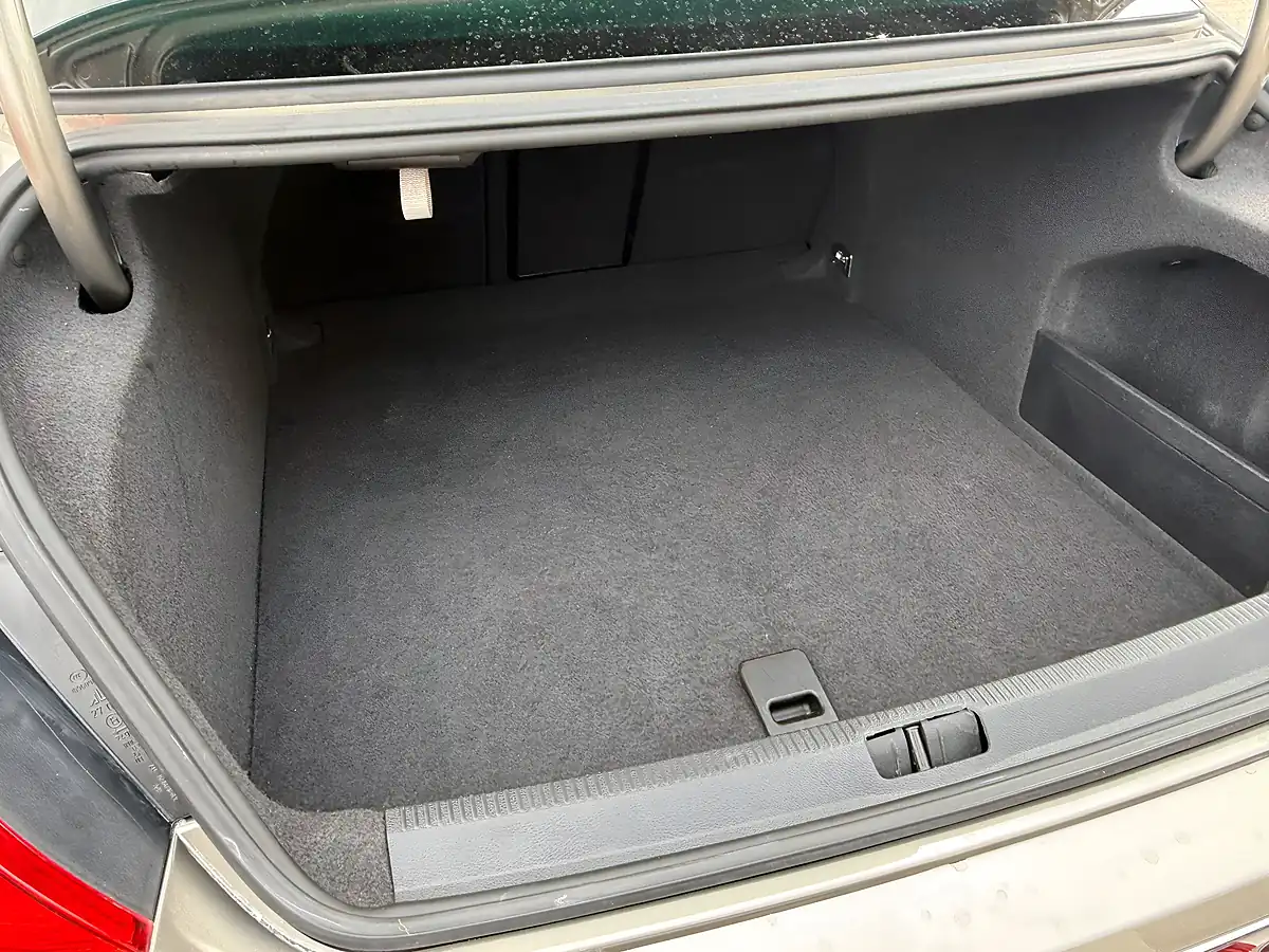 Used 2010 Volkswagen Cc Top Spec Brown - Interior and Exterior details 14