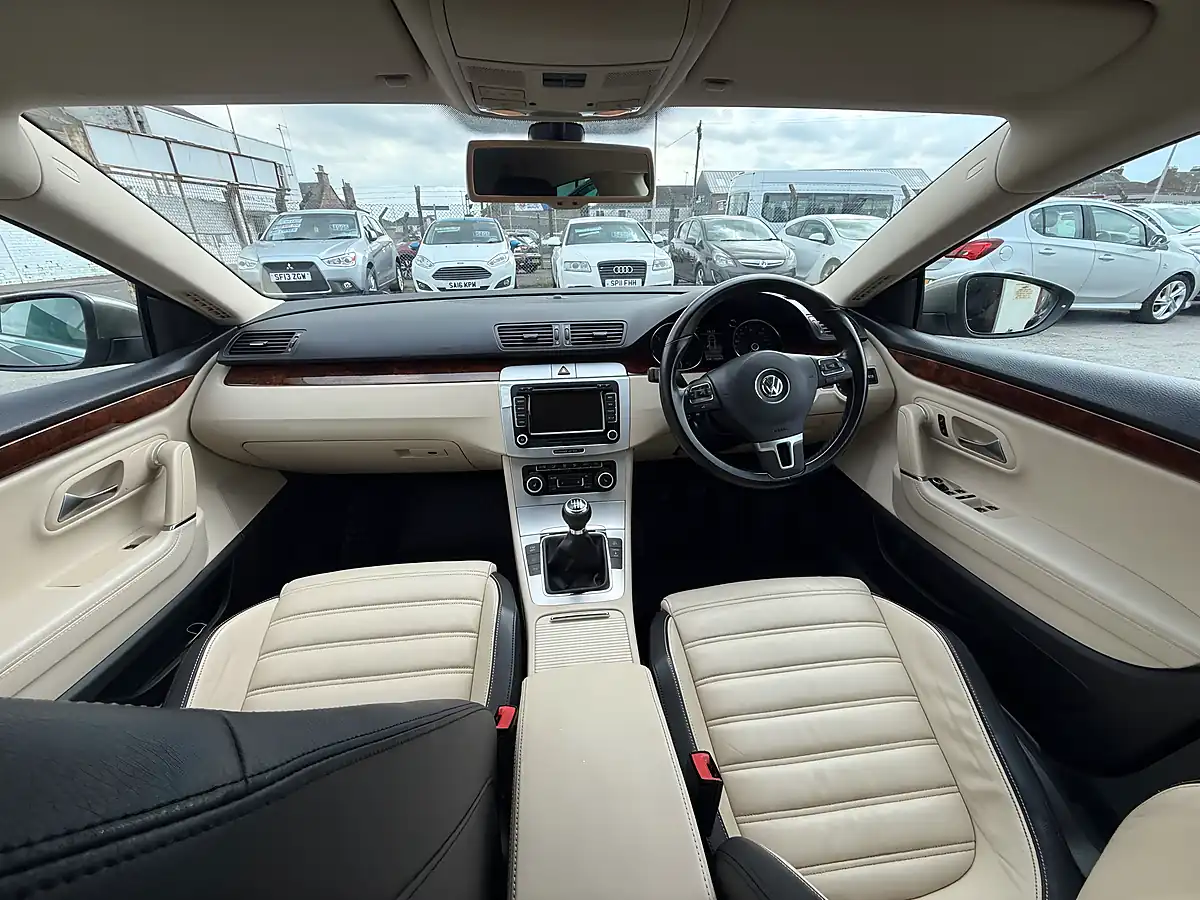 Used 2010 Volkswagen Cc Top Spec Brown - Interior and Exterior details 17